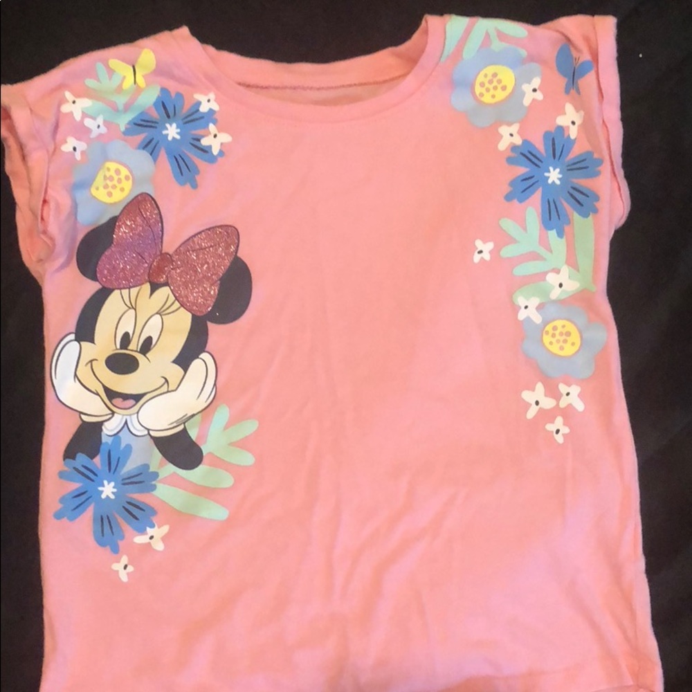 Minnie Mouse tee shirt,4t, smoke/pet free home